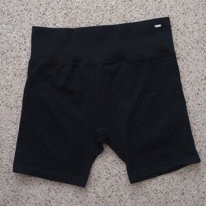 PINK Active Black Biker Shorts